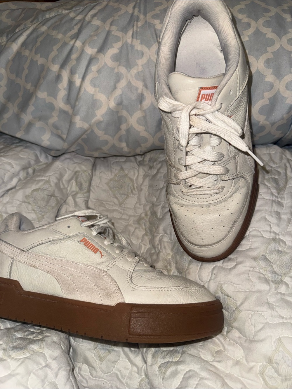 Puma Men’s White Leather Sneakers with Brown Gum Sole